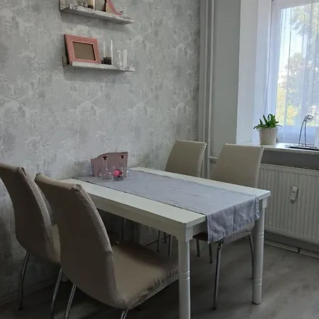 тристаен