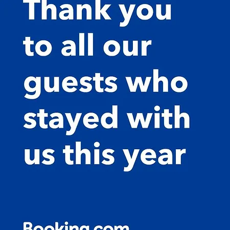 тристаен アパート ソフィア