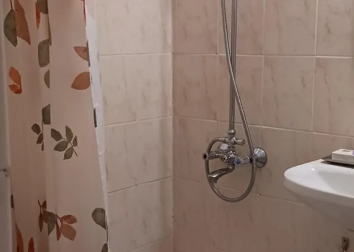 тристаен アパート ソフィア