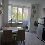 Apartment тристаен